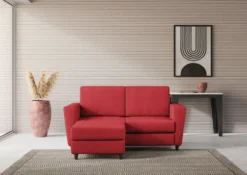 Divano 172x85cm design a due posti con piedini in legno e pouf idrorepellente rosso DI38