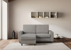 Divano 168x85cm design a due posti con bracciolo geometrico con pouf idrorepellente grigio DI16