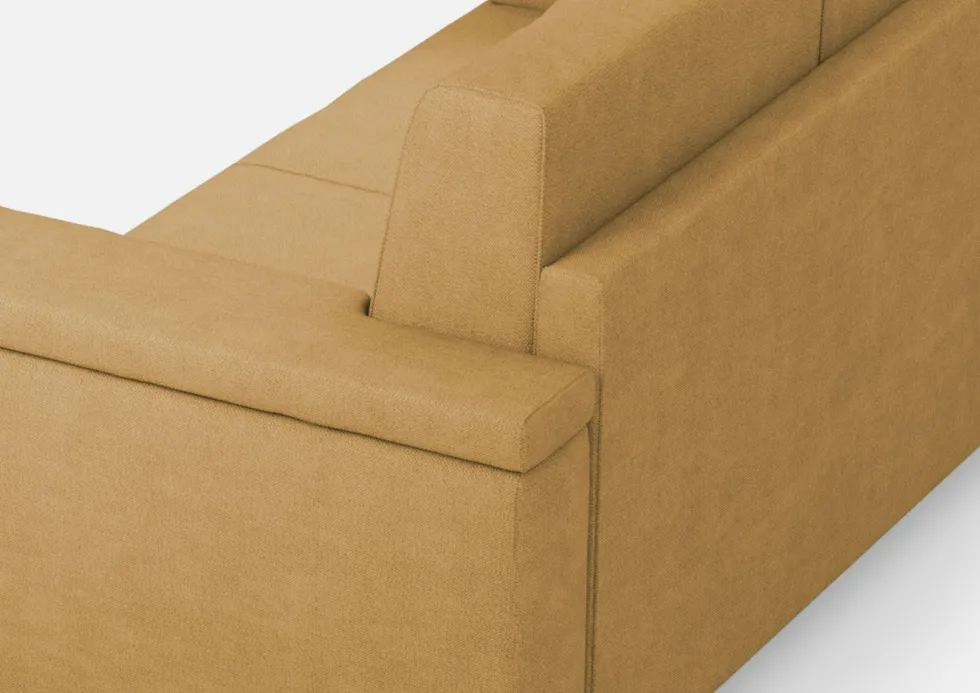 Divano 168x85cm design a due posti con bracciolo squadrato stoffa idrorepellente ocra DI2