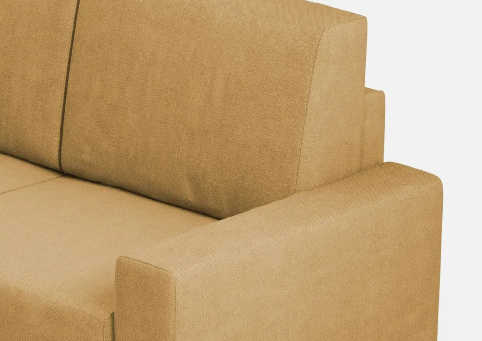 Divano 168x85cm design a due posti con bracciolo geometrico con stoffa idrorepellente ocra DI13