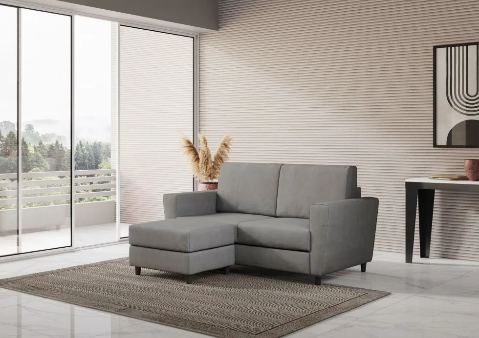 Divano 152x85cm design a due posti piccolo con pouf e stoffa idrorepellente grigio DI37
