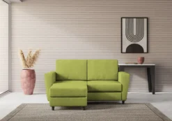 Divano 152x85cm design a due posti piccolo con pouf e stoffa idrorepellente verde DI37