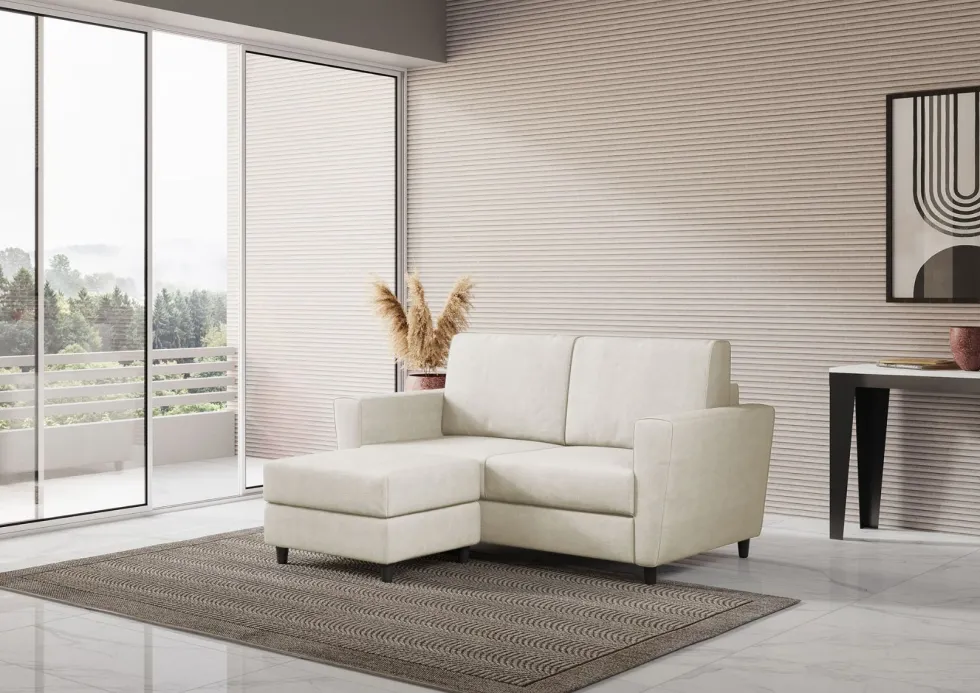 Divano 152x85cm design a due posti piccolo con pouf e stoffa idrorepellente bianco latte DI37