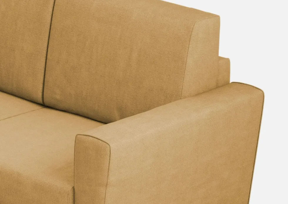 Divano 212x85cm design a tre posti con piedini in legno e tessuto idrorepellente ocra DI36