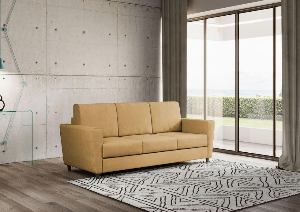 Divano 212x85cm design a tre posti con piedini in legno e tessuto idrorepellente ocra DI36