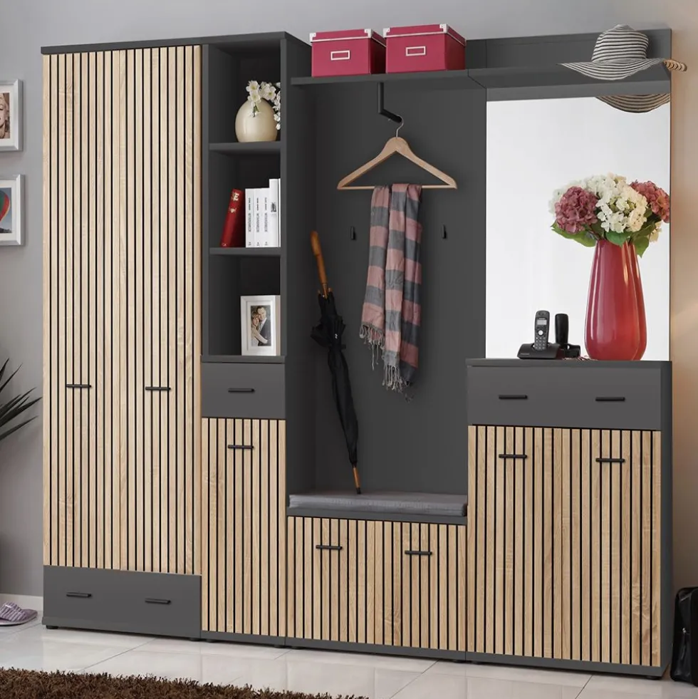 Mobile da ingresso con guardaroba 210x203 IP24